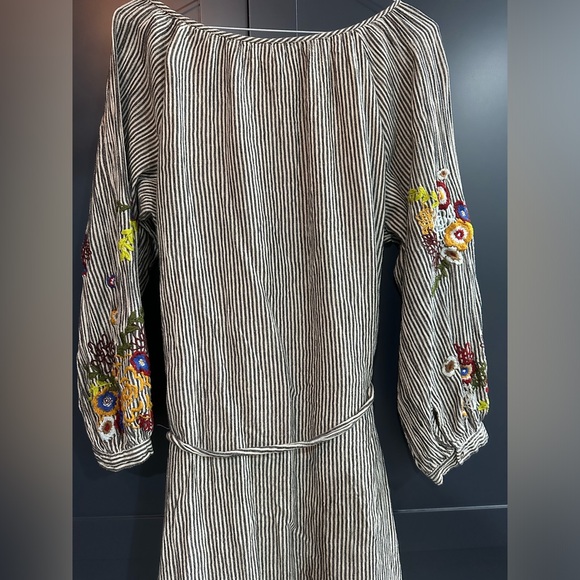 Feather Bone by Anthropologie M striped embroidered dress - Picture 2 of 9